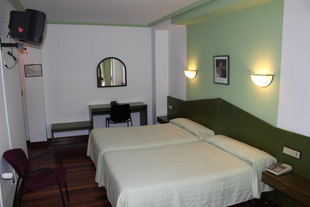 Hotel Sindika Oñate Oda fotoğraf