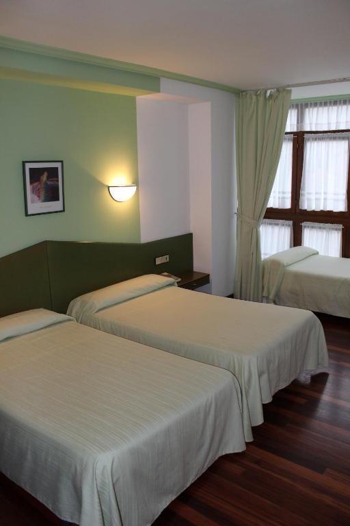 Hotel Sindika Oñate Oda fotoğraf